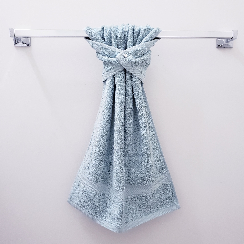 💙NEW!⚪️#9137-A ■White Hang'N'Snap Towel 🤍Select snap